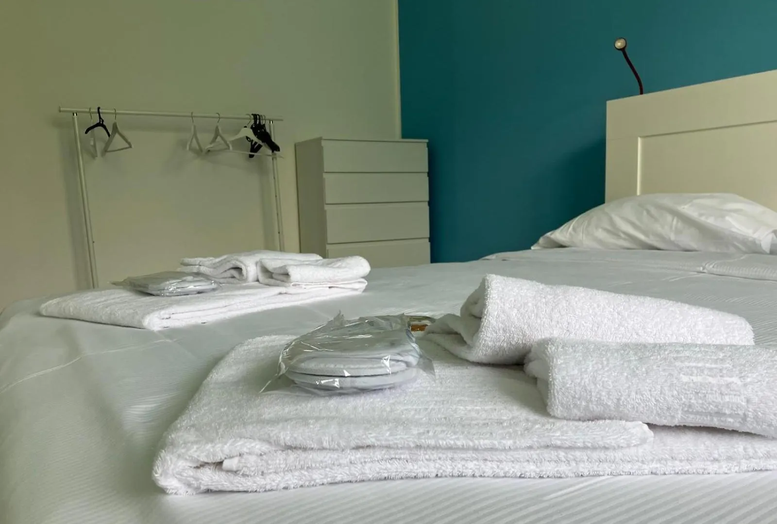 Happy Guest Apartments - Lake View And Pool Riva di Solto